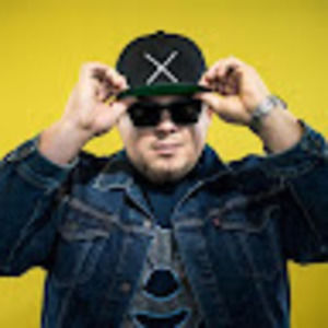 Meet your Posher, Omarr i.